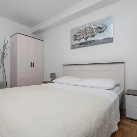 Lejlighed Lucija With Private Pool Žrnovnica